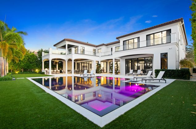 239 W Coconut Palm Road, Boca Raton